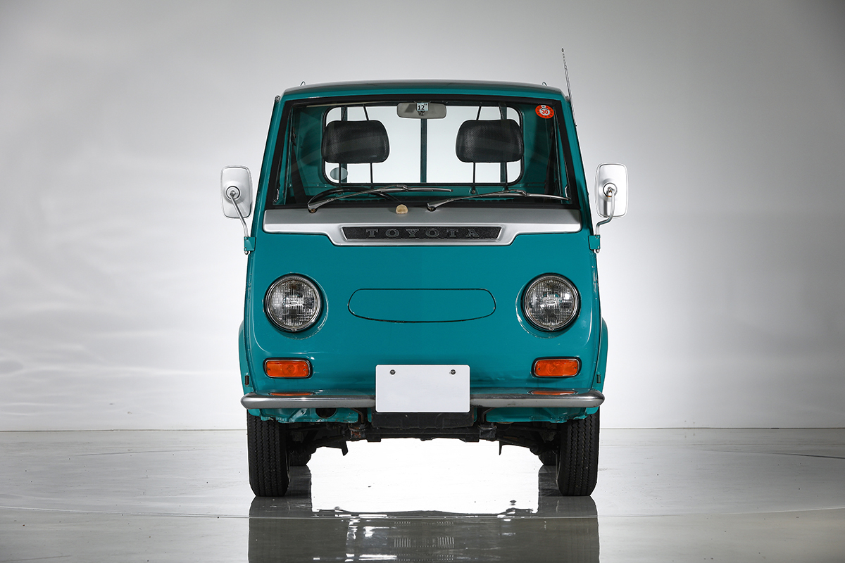 フロントビュー